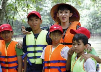 Ngắm body 6 múi “cực phẩm” của dàn soái ca từng góp mặt trong chương trình Cầu thủ nhí