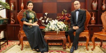 Phương Dung làm rõ chuyện “tương tư” của nhạc sĩ Mặc Thế Nhân và ca sĩ Trúc Mai