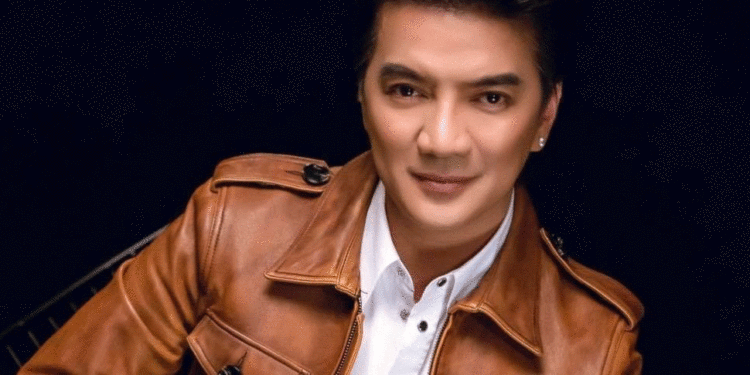 Sự thật đằng sau tấm hình gia đình của ca sĩ Đàm Vĩnh Hưng trong Album “Thương”