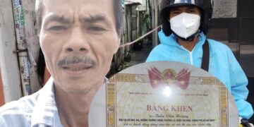 Hiệp sĩ Trần Văn Hoàng: Hơn 20 năm bắt cướp Sài Gòn, giờ khoác áo bảo hộ làm tình nguyện viên