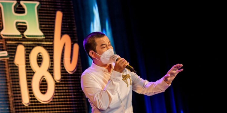 Cẩm Ly, Quốc Đại “nối lại tình xưa” song ca qua màn hình đầy ăn ý