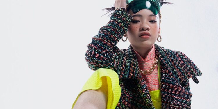 Mẫu nhí Bảo Hà kiêu sa, cá tính hóa thân thành “nữ thần đại dương” trong bộ ảnh mới