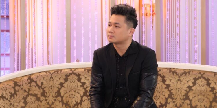 Gặp được ông bầu của Đan Trường, cát-xê Lâm Vũ tăng “gấp 100 lần”