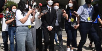 Cựu trưởng nhóm B.I (iKON) nhận án 4 năm tù treo và mức phạt 1,5 triệu won