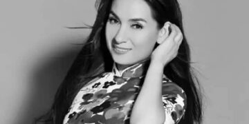 Phi Nhung qua đời sau hơn 1 tháng mạnh mẽ chiến đấu với Covid-19