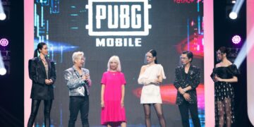 Ca sĩ Isaac, Văn Mai Hương, Cara Phương khuấy đảo sân khấu Gala night TikTok FashUP 2021