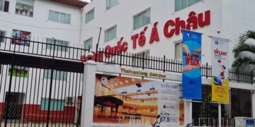 Trường Quốc tế Á châu thu đủ học phí 2021 – 2022 mặc thời gian học online tại nhà vì dịch bệnh