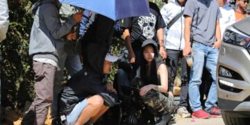 Dự án điện ảnh chuyển thể từ tiểu thuyết “Tấm Ván Phóng Dao” đạt giải tại chợ dự án trong LHP quốc tế Busan