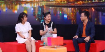 Cô bé 13 tuổi gây ấn tượng mạnh khi tự tổ chức hoạt động hướng về môi trường, cộng đồng