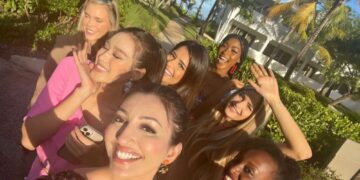 Đỗ Hà thân thiện, tự tin giao lưu cùng dàn thí sinh Miss World 2021