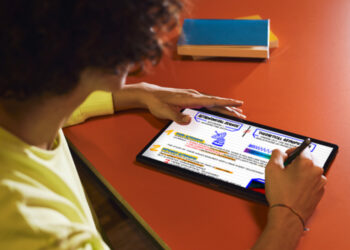 ASUS giới thiệu dòng VivoBook 13 Slate OLED (T3300) – tích hợp công năng “Máy tính – máy tính bảng – TV OLED”