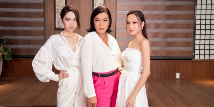 Cindy Thái Tài động viên Nhật Hà, Hoài Sa dự thi Hoa hậu Hoàn vũ