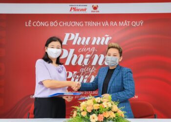 Báo Phụ nữ TP.HCM hợp tác cùng Vua Cua JSC công bố chương trình “Phụ nữ cùng Phụ nữ giúp Phụ nữ”.