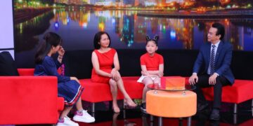 Ốc Thanh Vân choáng ngợp với lịch học dày đặc của cô bé 8 tuổi trong Điều Con Muốn Nói