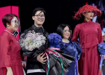 SÀN DIỄN CATWALK HAY CUỘC HỘI NGỘ CỦA 2 QUÁN QUÂN TỪ TIKTOK FASHUP 2021, THE NEXT FACE 2021?