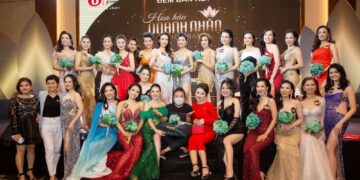 Đạo diễn Nguyễn Hiếu Tâm đưa biểu tượng hoa kiếm linh sân khấu chung kết Hoa hậu Doanh Nhân Việt Nam 2021