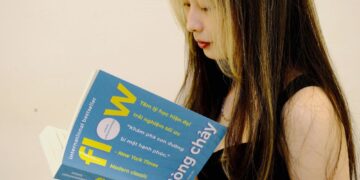 ‘FLOW – Dòng chảy’ – Tối ưu trong trải nghiệm, đắm chìm trong công việc, và phiêu trong cuộc sống