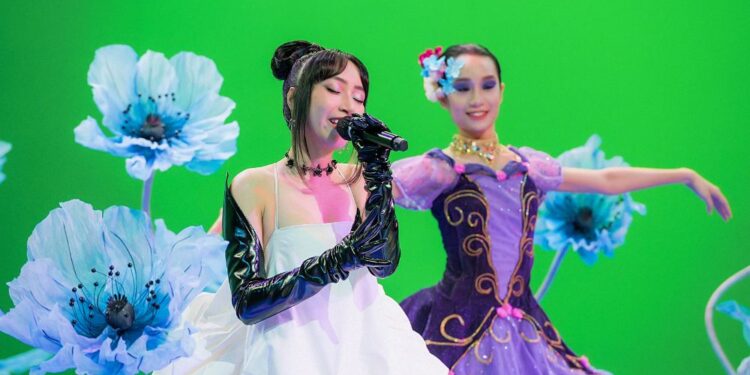 “Lễ hội Ánh sáng Virtual Countdown Lights 2022”: Cuộc đổ bộ bùng nổ của dàn tân binh gen Z