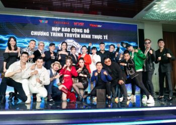 Loạt nghệ sĩ hot Vbiz “đổ bộ” show truyền hình về boxing