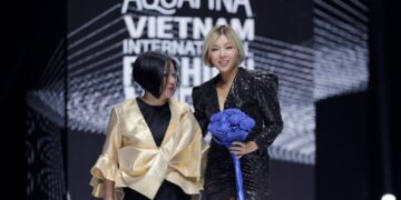 NHÀ THIẾT KẾ DEVON NGUYỄN ĐƯA CON GÁI RƯỢU MỞ MÀN CHO BST “THE FUTURE IS NOW”