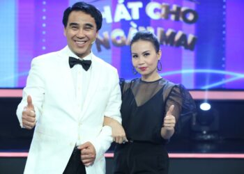 MC Quyền Linh, Quỳnh Hoa tiết lộ dù chưa tiêm mũi vắc-xin nào vẫn sẵn sàng tham gia chống dịch