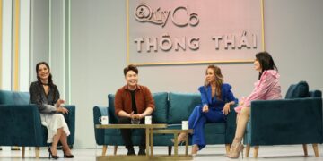 Nữ ca sĩ lấy chồng Tây kém 13 tuổi khẳng định lúc nào mình cũng ở độ tuổi thanh xuân