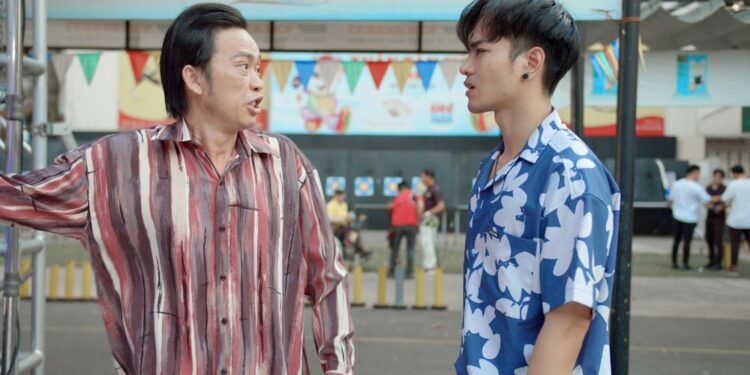 DANH HÀI HOÀI LINH THẲNG TAY TÁT ĐÀN EM SSAY HUỲNH TRONG TEASER ÂM NHẠC MỚI