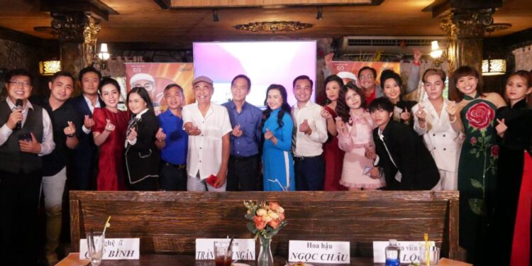 “Yêu thương cho đi là thương yêu còn mãi” – Thông điệp kênh Việt Anh Channel.