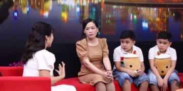 Hai anh em sinh đôi “ước ba sẽ quay về”, không biết rằng ba đã ra đi mãi mãi vì Covid-19