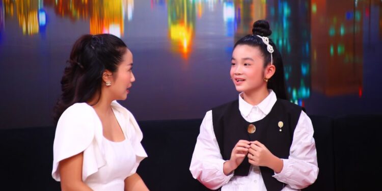 Ốc Thanh Vân tiết lộ bí quyết giữ lời hứa với con cực chuẩn