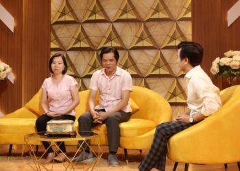 Thuận Vợ Thuận Chồng: Xúc động với tình yêu thuần khiết của cặp đôi khiếm thị