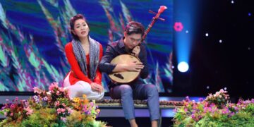 Ngọc Ánh rơi nước mắt, “lịm người” mê mẩn vì giọng hát đặc biệt của Tấn Đạt