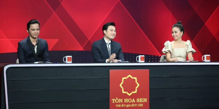 Cẩm Ly, Quang Vinh xúc động khi nghe lại ca khúc của 22 năm trước trên sân khấu Hát cho ngày mai