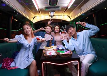 Vừa Đi Vừa Hát: Puka, Gin Tuấn Kiệt mặc đồ đôi chơi gameshow giữa tin đồn hẹn hò