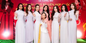 Hoa hậu nhí Phùng Hiểu Anh mang bài hát Trái đất này là của chúng mình đi thi quốc tế