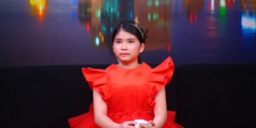 Người mẹ rơi nước mắt đối diện hậu quả phải chữa trị tâm lý cho cả hai con