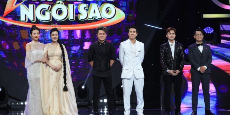 Đấu Trường Ngôi Sao 2022 đầy hoài niệm trong đêm nhạc ngoại lời Việt