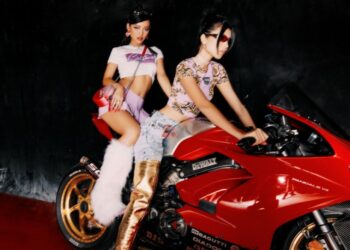 Sau Wren Evans, Cô Em Trendy tiếp tục collab với Đồng Ánh Quỳnh trong bộ ảnh mới 