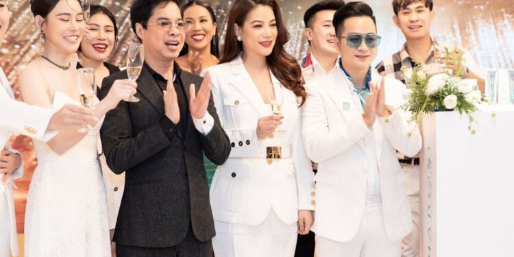 Dàn sao hạng A quy tụ trong sự kiện ra mắt thương hiệu dược mỹ phẩm Harose