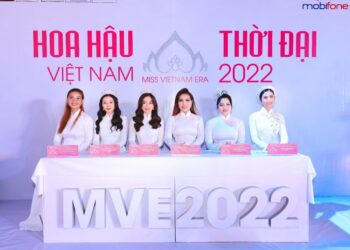 Sau đăng quang, Nữ hoàng Nguyễn Thị Thanh Thúy ngồi “ghế nóng” Hoa hậu Việt Nam Thời đại 2022