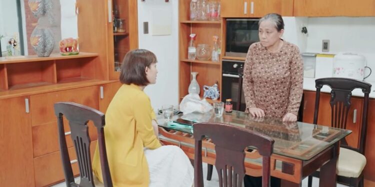 Hiếu thảo với vợ bỏ mặc mẹ già bệnh tật, “quý tử” nhận cái kết thảm hại