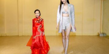 Hoàng Thùy thị phạm catwalk cho Hoa hậu Như Quỳnh, Phương Nga, Hiểu Anh trước ngày lên đường chinh chiến tại Ấn Độ
