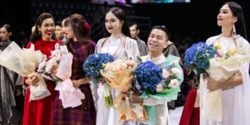 NHÀ THIẾT KẾ ADRIAN ANH TUẤN TRỞ LẠI AQUAFINA TUẦN LỄ THỜI TRANG QUỐC TẾ VIỆT NAM XUÂN HÈ 2022 VỚI BST “LÃNG DU”