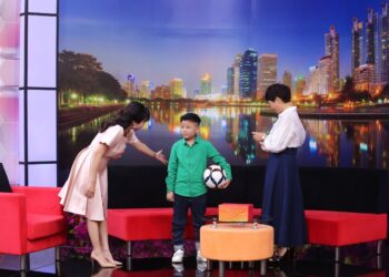 Ốc Thanh Vân chỉ ra những tai hại của việc kiểm soát con quá mức