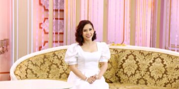 Xúc động trước những chia sẻ của Bình Tinh – Hậu duệ đại gia tộc cải lương danh giá