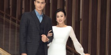 Phương Oanh, Vĩnh Thụy tay trong tay hội ngộ ở sự kiện