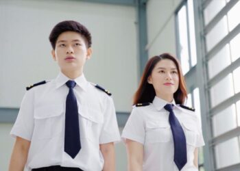 Ngọc Thanh Tâm chơi cực lớn: Hết lái máy bay tới lái du thuyền trong tập 4 Not Just A Rich Kid