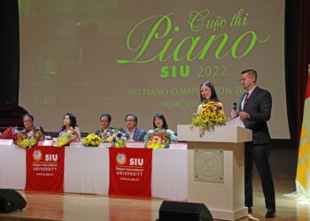 Nghệ sĩ Piano Eun Young Joo đến từ Hàn Quốc ngồi “ghế nóng” SIU Piano Competition 2022