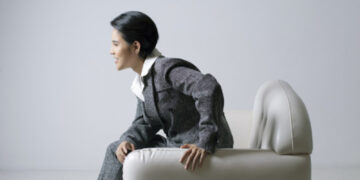 Đang lưu diễn ở Mỹ, Vũ Cát Tường hoảng hốt vì tốc độ “cháy vé” concert tuổi 30