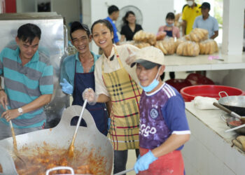 H’Hen Niê, Bảo Ngọc mang niềm vui đến bệnh nhân bệnh viện Nhân Ái